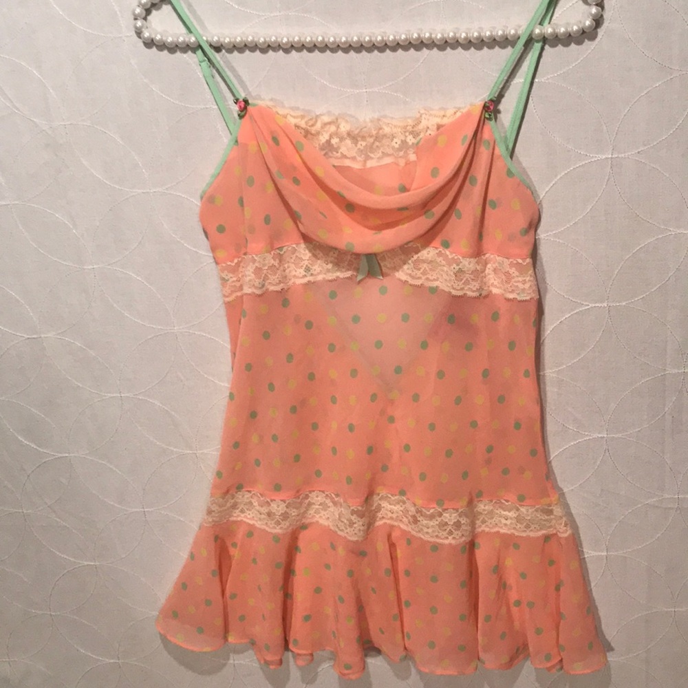 NWOT⚡️Betsy Johnson: Chemise